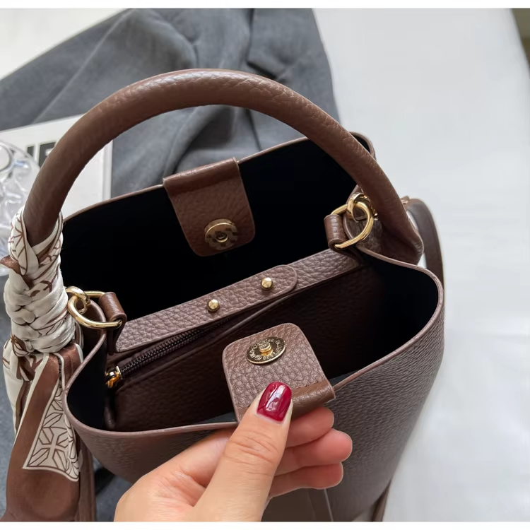 Abigail™ - Modern Retro Bucket Bag